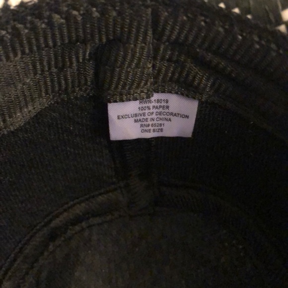 Hat - Picture 3 of 4